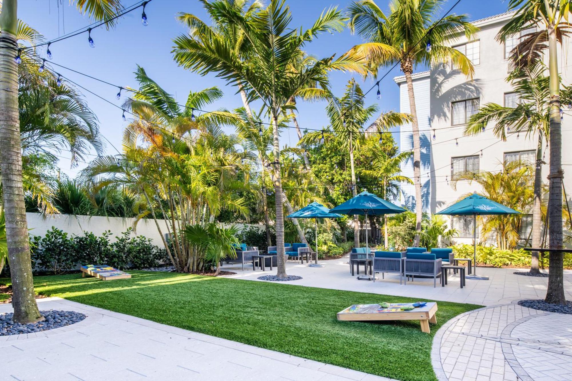 Compass By Margaritaville Hotel North Naples Buitenkant foto